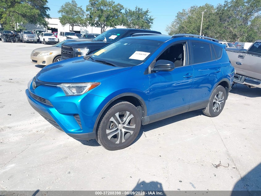 VIN JTMZFREV5HJ146348 2017 TOYOTA RAV4 LE