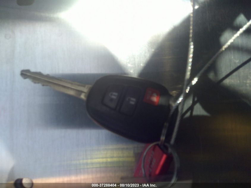 2017 TOYOTA RAV4 XLE - 2T3WFREVXHW380621