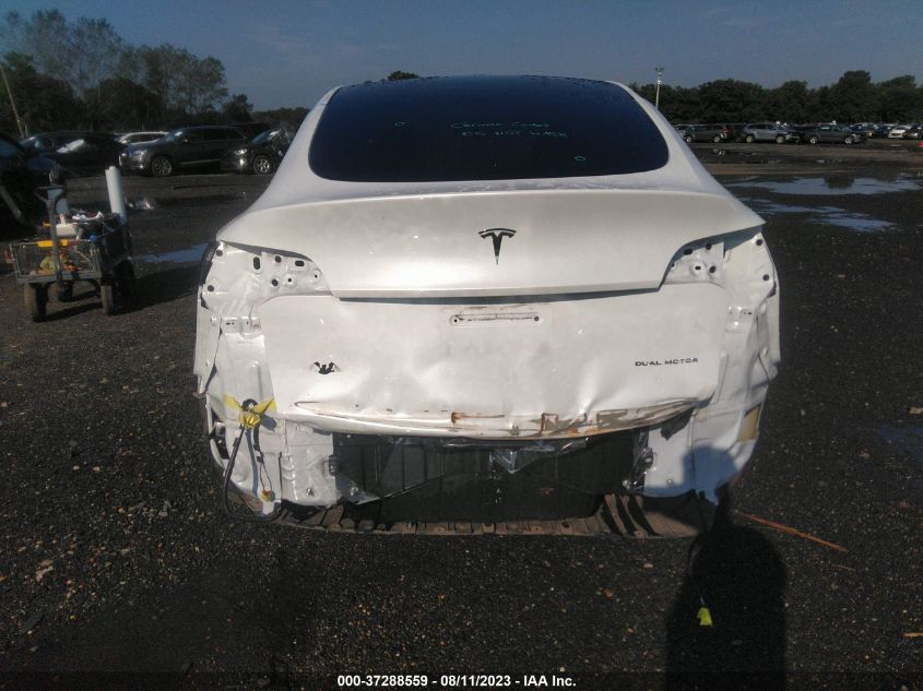 7SAYGDEE6NA009532 Tesla Model Y LONG RANGE 15