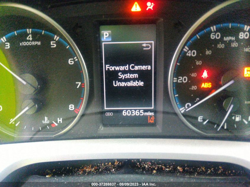2017 TOYOTA RAV4 XLE - JTMRFREV6HJ135407