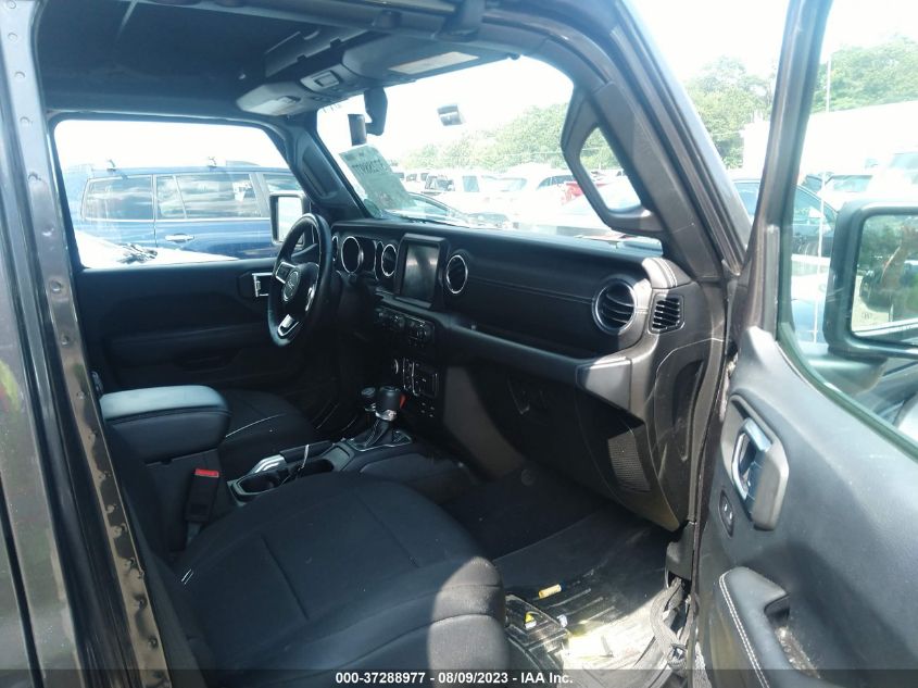 2018 JEEP WRANGLER UNLIMITED SAHARA - 1C4HJXEG7JW300910
