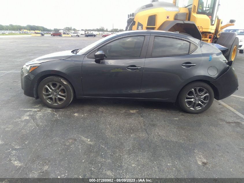 2019 TOYOTA YARIS SEDAN L/LE/XLE 3MYDLBYV0KY500402