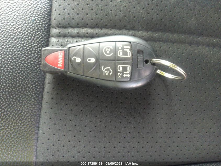 2019 DODGE GRAND CARAVAN SXT - 2C4RDGCG3KR647076