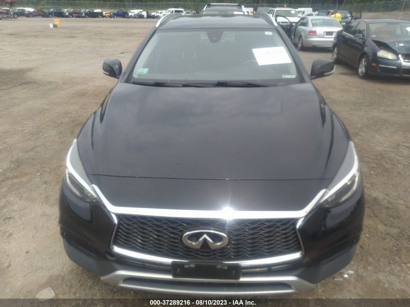 2017 INFINITI QX30 PREMIUM SJKCH5CR4HA019411