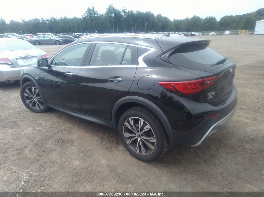 2017 INFINITI QX30 PREMIUM SJKCH5CR4HA019411