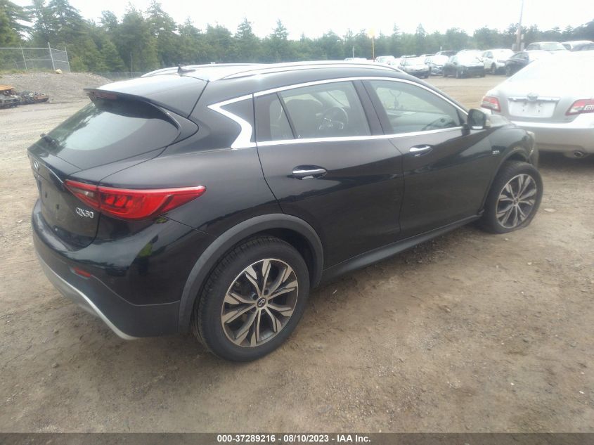 2017 INFINITI QX30 PREMIUM SJKCH5CR4HA019411