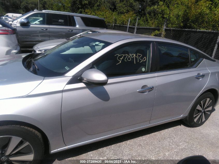 2022 NISSAN ALTIMA 2.5 SV - 1N4BL4DVXNN398427