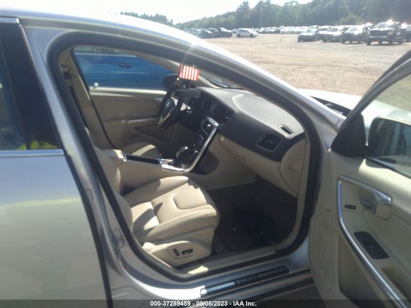 2014 VOLVO S60 T5 - YV1612FS8E2279764