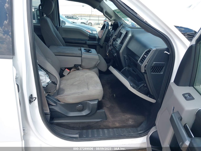 VIN 1FTEW1CB8JFB31022 2018 FORD F-150 XL/XLT