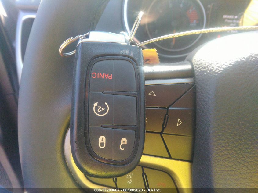 2021 JEEP CHEROKEE LATITUDE LUX - IC4PJLMXOMD107021
