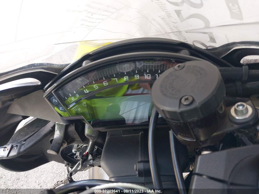 2018 KAWASAKI ZX1000 Z JKAZXCZ17JA003144