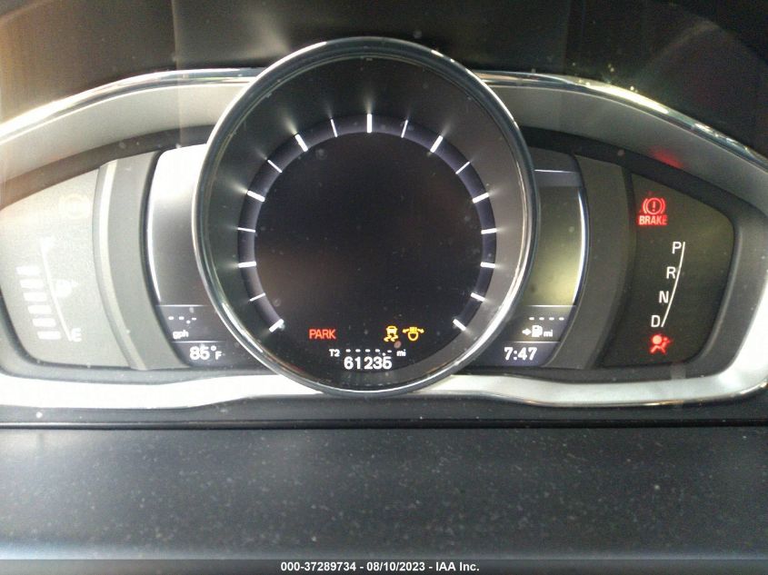2015 VOLVO XC70 T5/PLATINUM - YV440MBM1F1220966