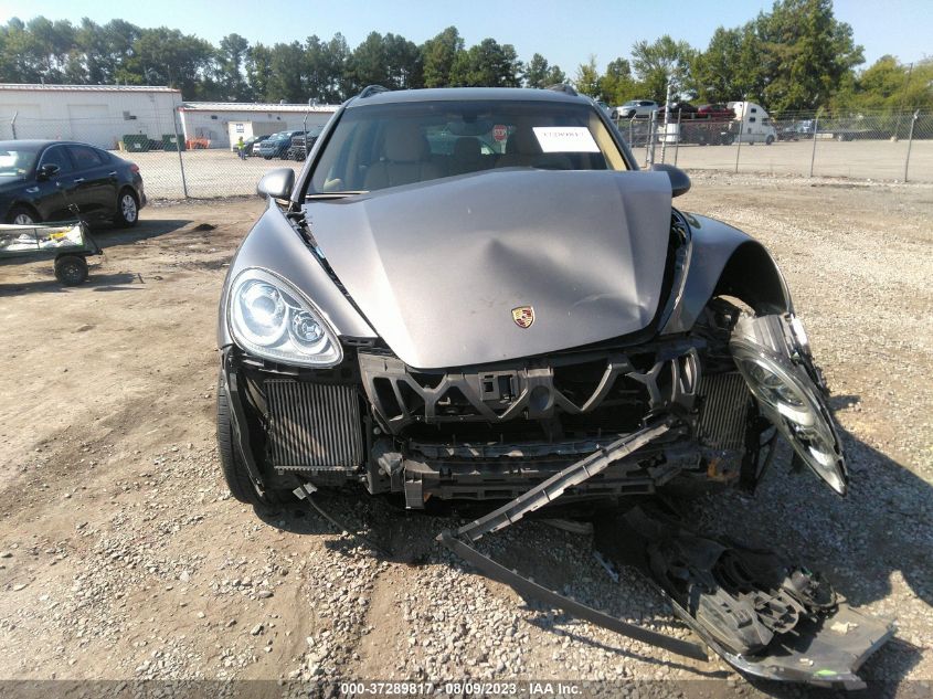 2013 PORSCHE CAYENNE DIESEL - WP1AF2A2XDLA24453