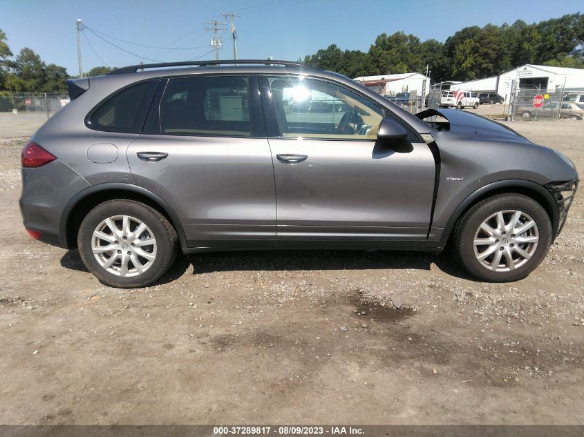 2013 PORSCHE CAYENNE DIESEL - WP1AF2A2XDLA24453