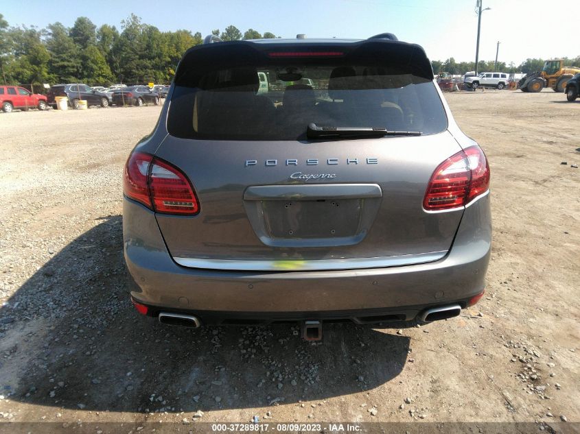 2013 PORSCHE CAYENNE DIESEL - WP1AF2A2XDLA24453