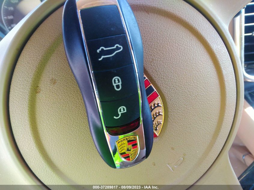2013 PORSCHE CAYENNE DIESEL - WP1AF2A2XDLA24453