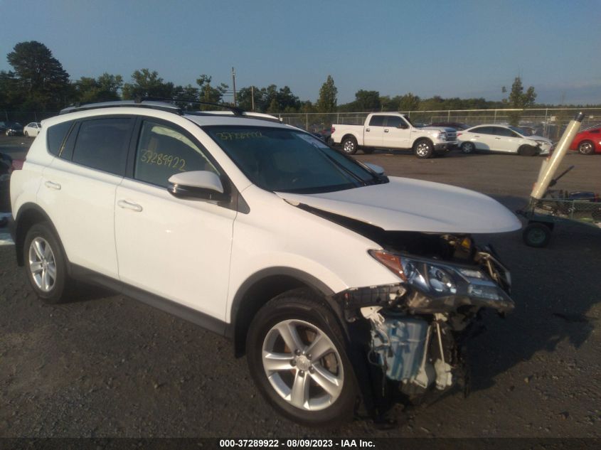 2014 TOYOTA RAV4 XLE - JTMRFREV5EJ012449