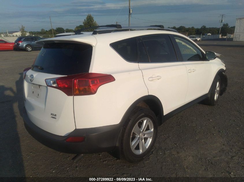 2014 TOYOTA RAV4 XLE - JTMRFREV5EJ012449