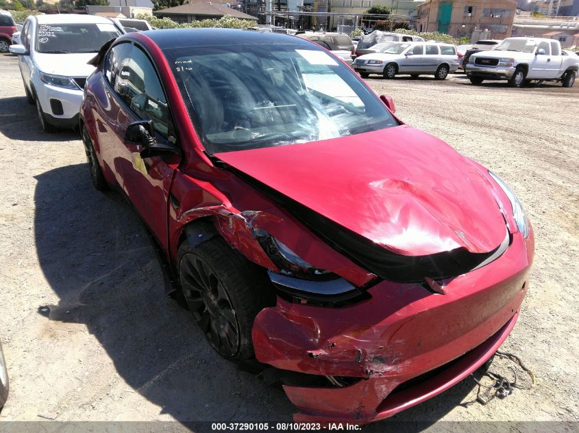 5YJYGDEF4MF240100 Tesla Model Y 