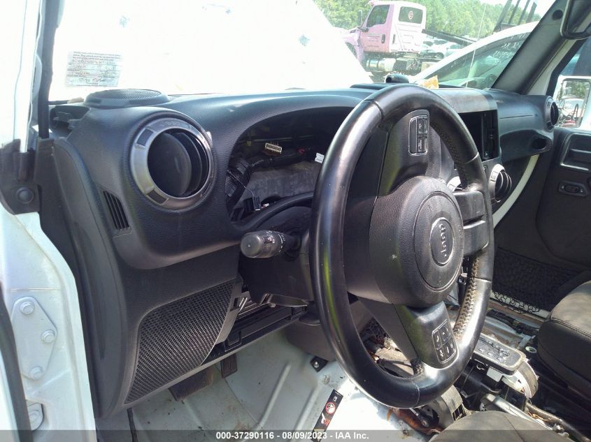 2018 JEEP WRANGLER JK UNLIMITED SPORT S 1C4BJWDG8JL812730