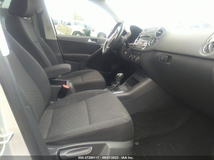 2013 VOLKSWAGEN TIGUAN S - WVGBV3AX2DW614425