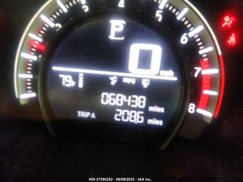 2016 HONDA CIVIC LX - 19XFC2F54GE205435