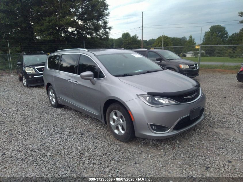 2C4RC1EG4HR713124 2017 CHRYSLER PACIFICA - Image 1