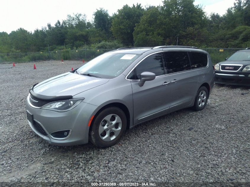 2C4RC1EG4HR713124 2017 CHRYSLER PACIFICA, photo no. 2