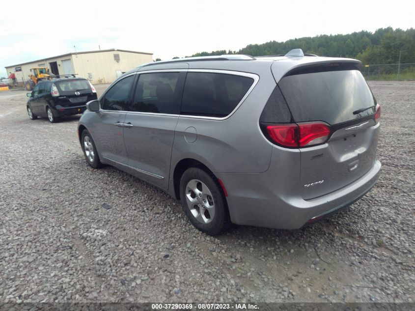 2C4RC1EG4HR713124 2017 CHRYSLER PACIFICA, photo no. 3