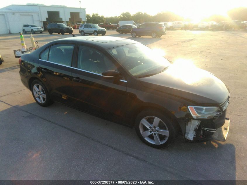 2014 VOLKSWAGEN JETTA SEDAN TDI W/PREMIUM - 3VWLL7AJXEM386433