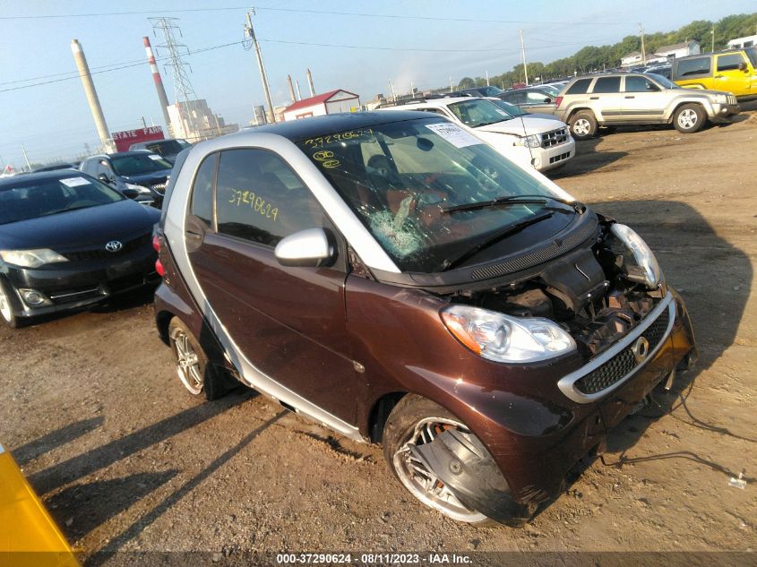 2013 SMART FORTWO PURE/PASSION - WMEEJ3BA0DK717889