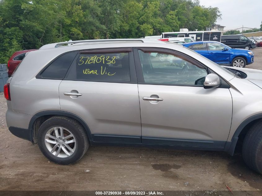 2015 KIA SORENTO LX - 5XYKT3A68FG623681