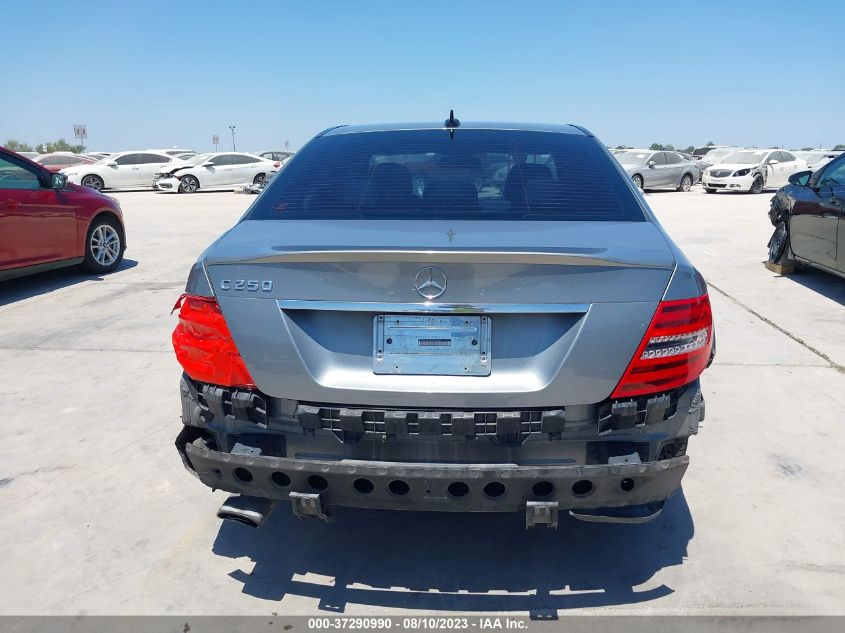 2013 MERCEDES-BENZ C 250 SPORT/LUXURY WDDGF4HB3DR268980
