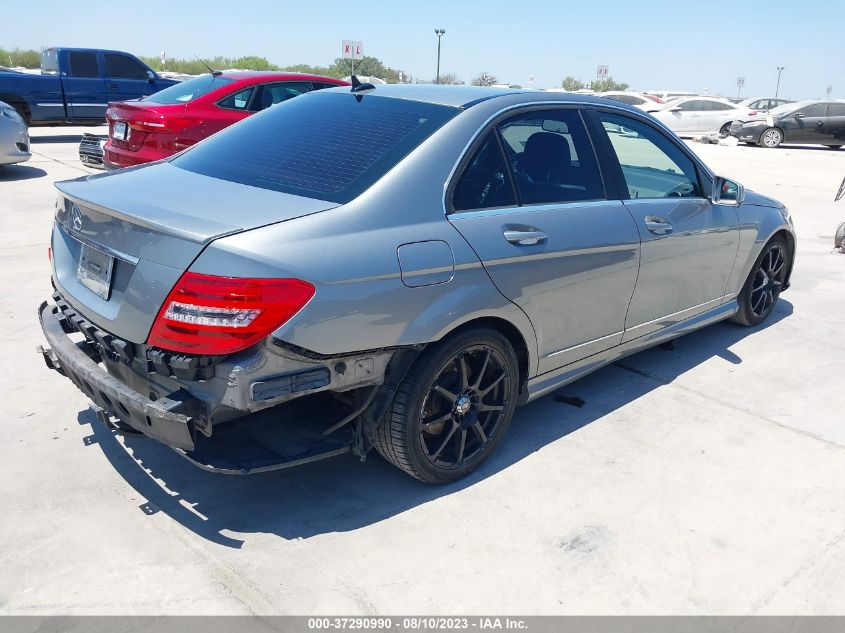 2013 MERCEDES-BENZ C 250 SPORT/LUXURY WDDGF4HB3DR268980