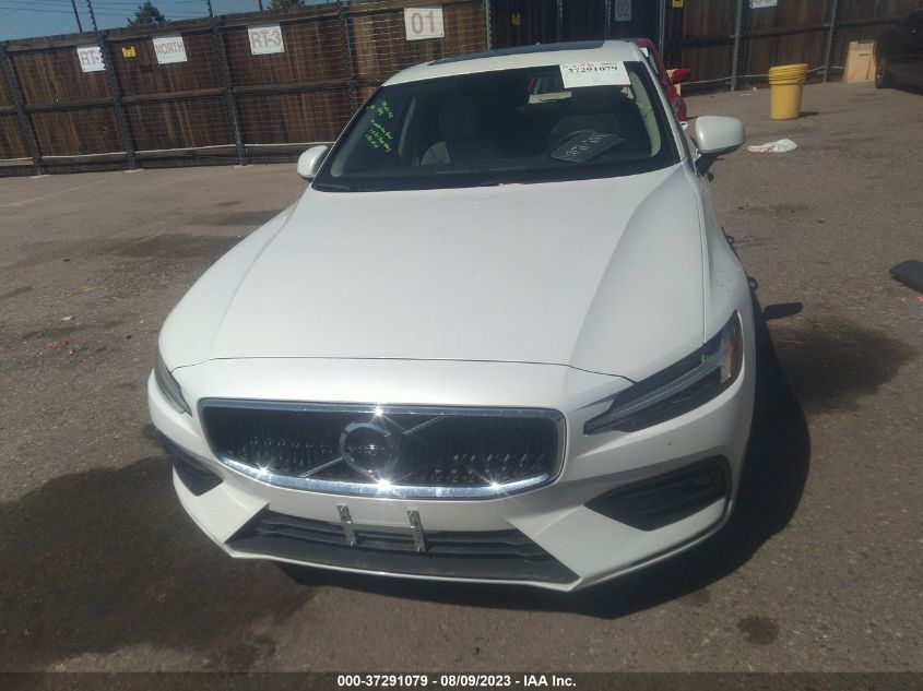 2021 VOLVO S60 T6 MOMENTUM - 7JRA22TK1MG092905