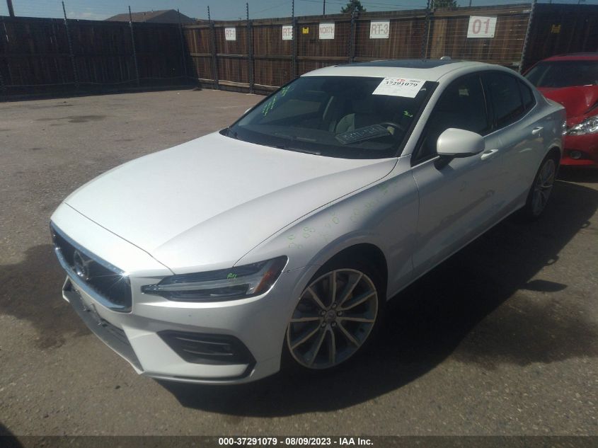 2021 VOLVO S60 T6 MOMENTUM - 7JRA22TK1MG092905