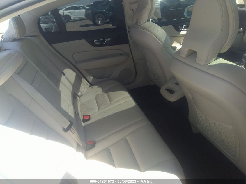2021 VOLVO S60 T6 MOMENTUM - 7JRA22TK1MG092905