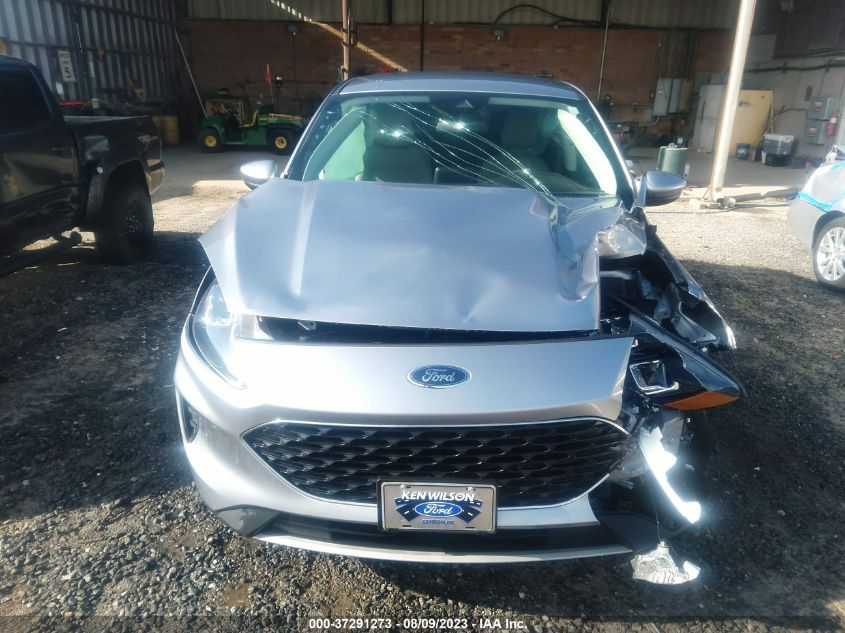 2021 FORD ESCAPE SE - 1FMCU9G6XMUB08037