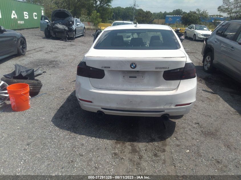 2013 BMW 3 SERIES 335I XDRIVE - WBA3B9G57DNR89658