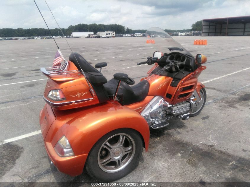 2002 HONDA GL1800 1HFSC47012A102536