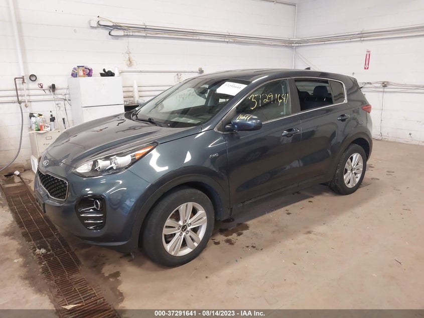 VIN KNDPMCACXK7550586 2019 KIA SPORTAGE LX