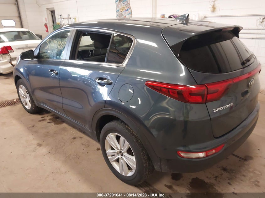VIN KNDPMCACXK7550586 2019 KIA SPORTAGE LX