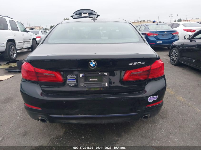 2018 BMW 5 SERIES 530E IPERFORMANCE - WBAJA9C58JB251882
