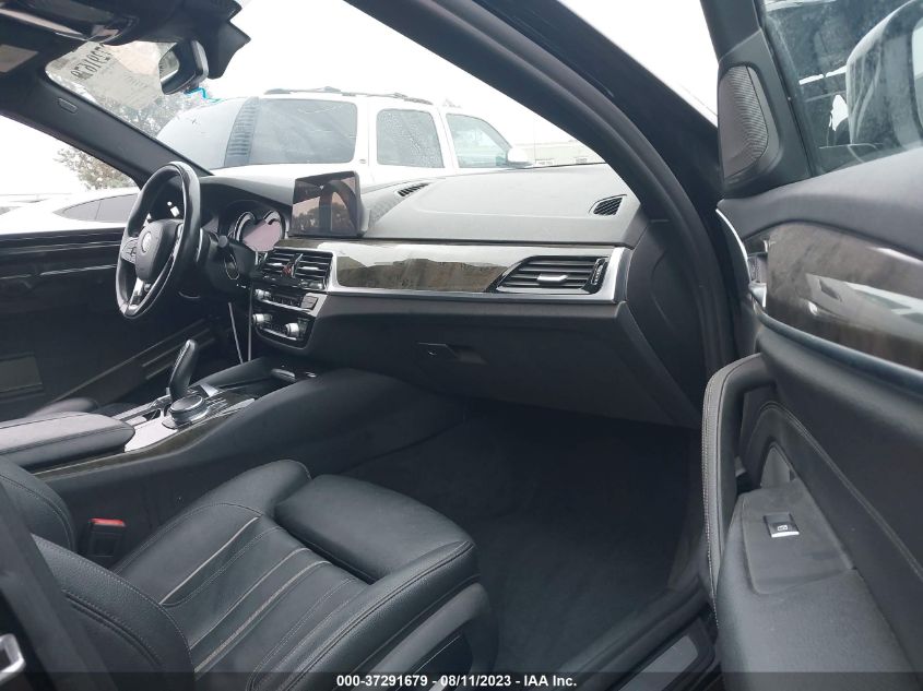 2018 BMW 5 SERIES 530E IPERFORMANCE - WBAJA9C58JB251882