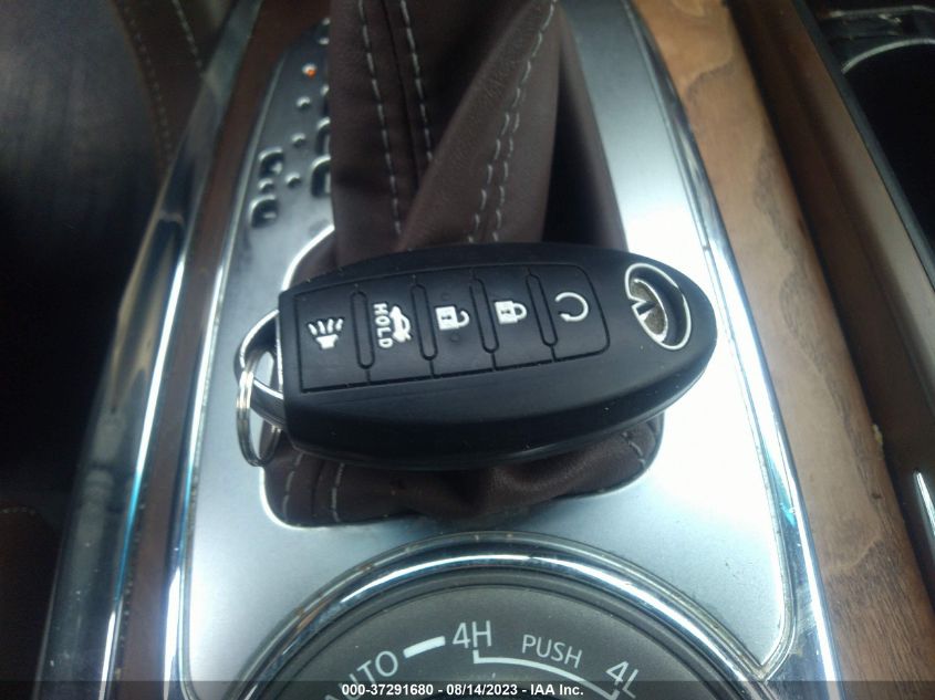 2015 INFINITI QX80 - JN8AZ2NE5F9086506