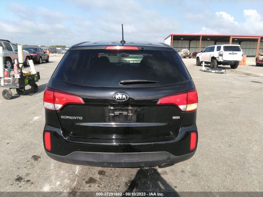 2015 KIA SORENTO LX - 5XYKT3A61FG569172