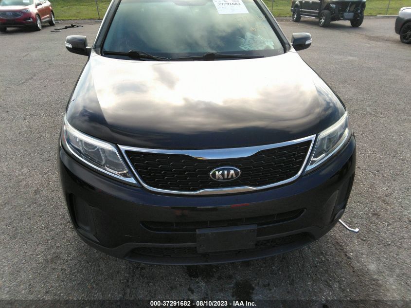 2015 KIA SORENTO LX - 5XYKT3A61FG569172