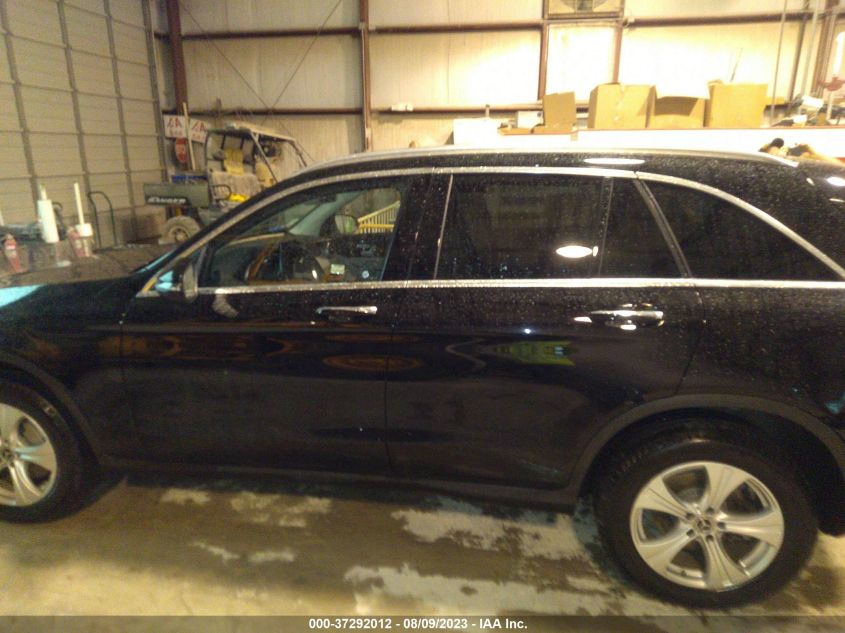 2017 MERCEDES-BENZ GLC GLC 300 - WDC0G4JB6HF247982
