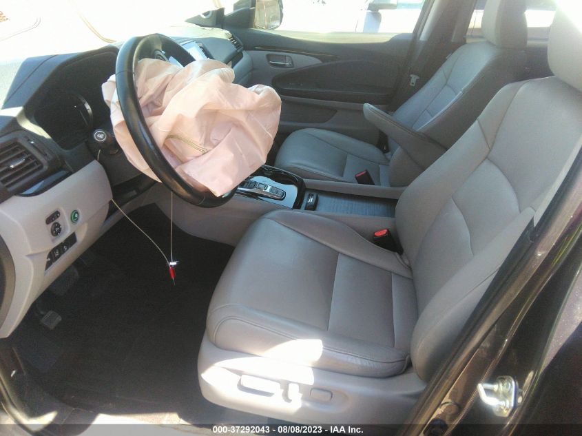 2017 HONDA PILOT TOURING - 5FNYF6H94HB010003