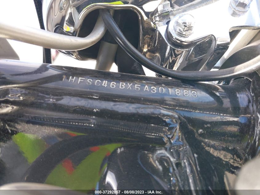 2005 HONDA VTX1800 F1 - 1HFSC46BX5A301883